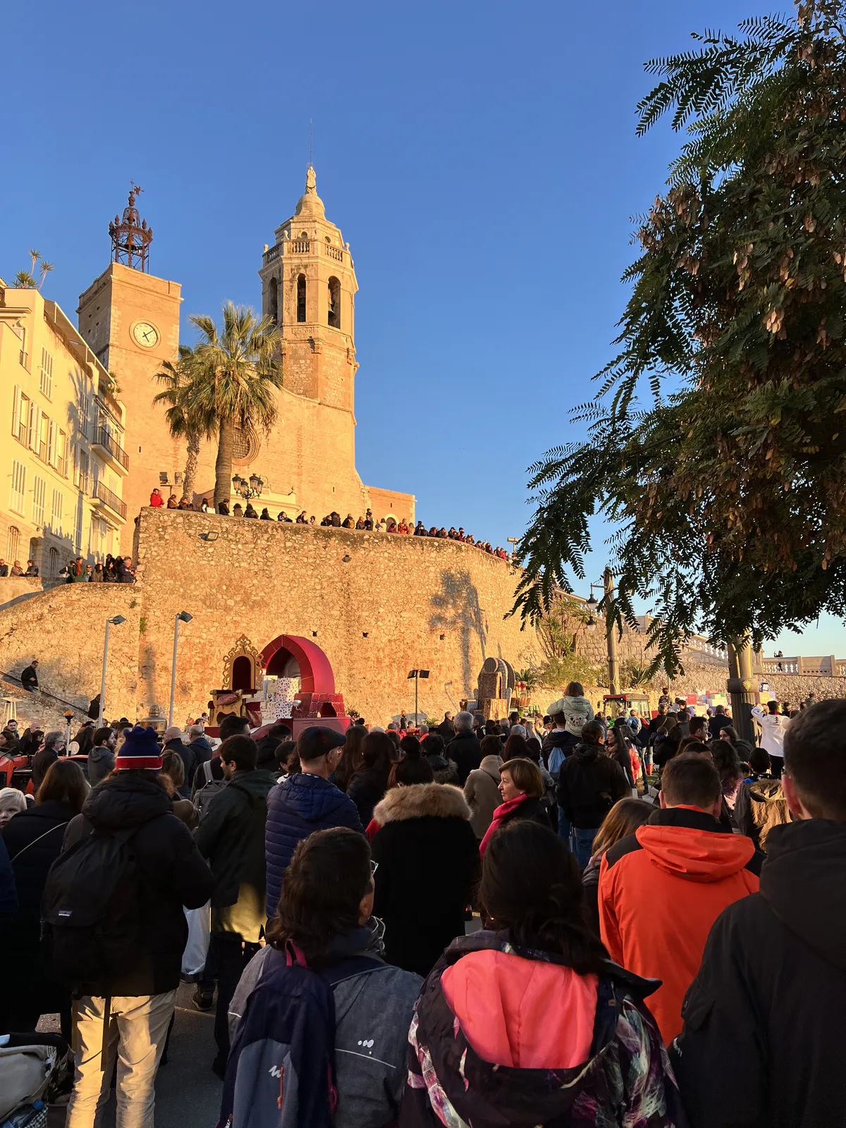 Sitges: Wo Kunst auf Freiheit trifft und die Seele Urlaub macht